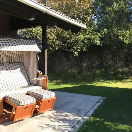 Semesterbostad De Seekobb - Direkt An Der Nordseeg-spitze By Interhome *